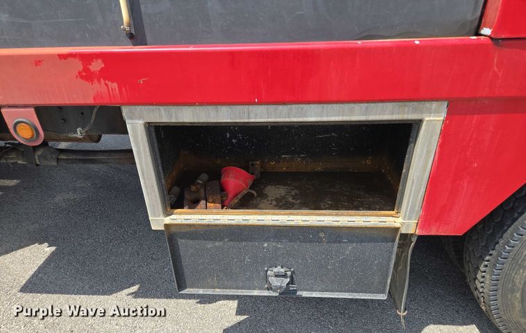 image for item EV1554 1996 International 4700 sewer jetter truck