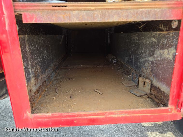 image for item EV1554 1996 International 4700 sewer jetter truck