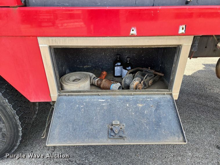 image for item EV1554 1996 International 4700 sewer jetter truck