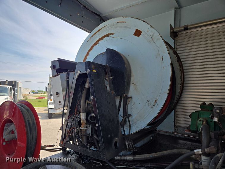 image for item EV1554 1996 International 4700 sewer jetter truck