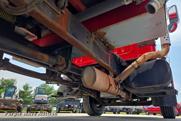 image for item EV1554 1996 International 4700 sewer jetter truck