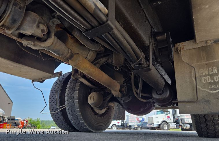 image for item EV1554 1996 International 4700 sewer jetter truck