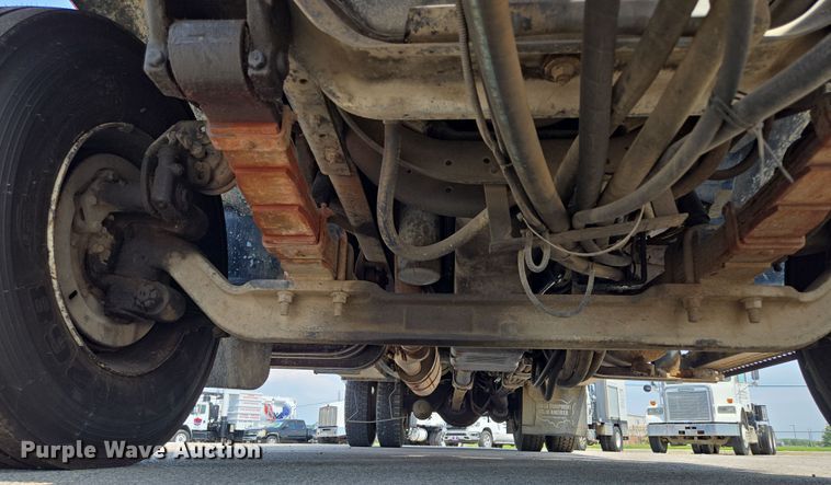 image for item EV1554 1996 International 4700 sewer jetter truck