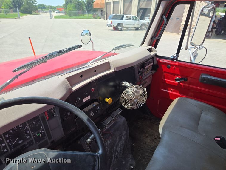 image for item EV1554 1996 International 4700 sewer jetter truck