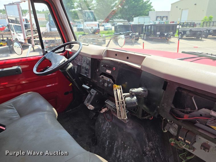 image for item EV1554 1996 International 4700 sewer jetter truck