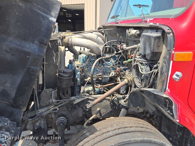 image for item EV1554 1996 International 4700 sewer jetter truck