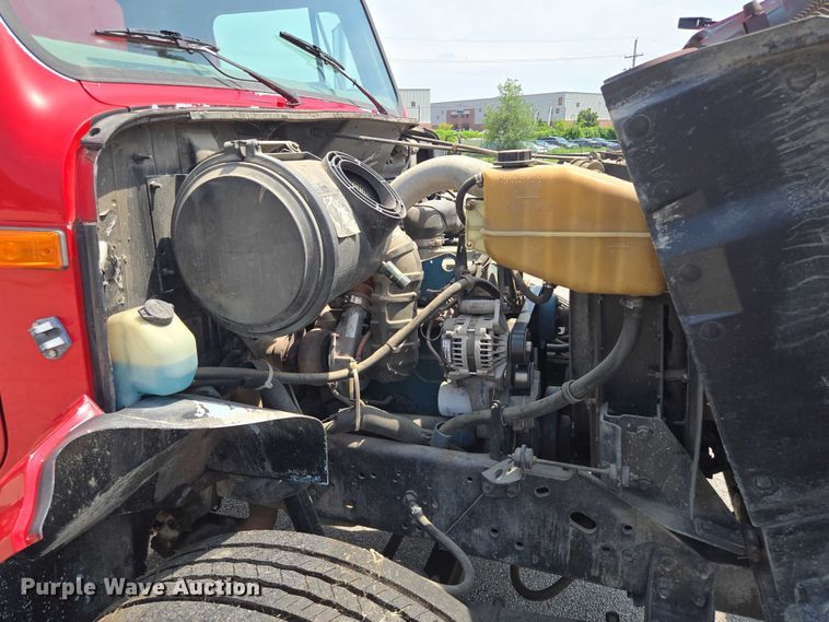 image for item EV1554 1996 International 4700 sewer jetter truck