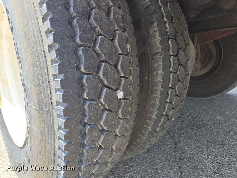 image for item EV1554 1996 International 4700 sewer jetter truck