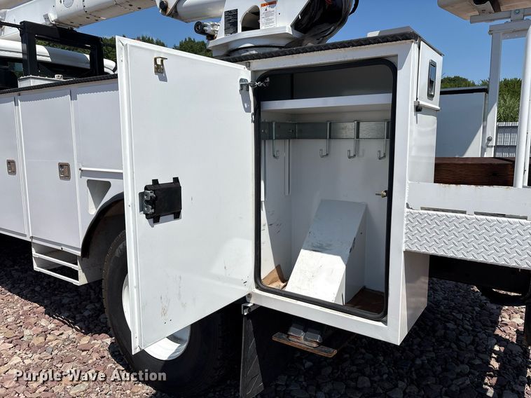 image for item YA0588 2022 Freightliner Business Class M2 bucket truck