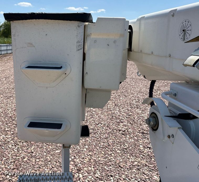 image for item YA0588 2022 Freightliner Business Class M2 bucket truck