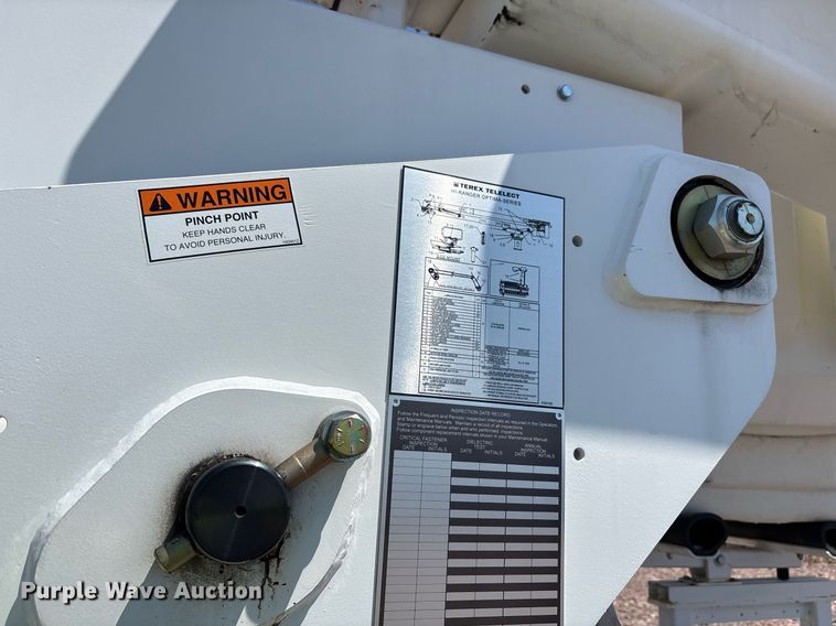 image for item YA0588 2022 Freightliner Business Class M2 bucket truck