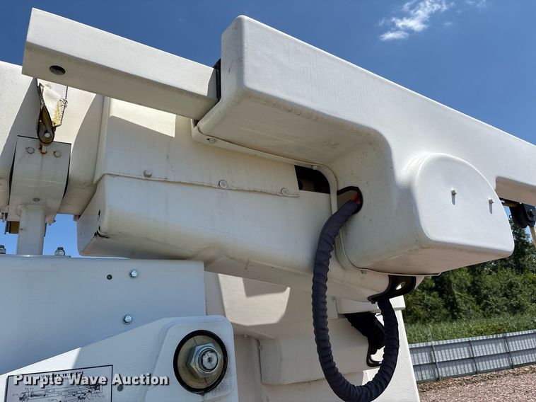 image for item YA0588 2022 Freightliner Business Class M2 bucket truck