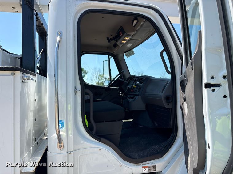 image for item YA0588 2022 Freightliner Business Class M2 bucket truck