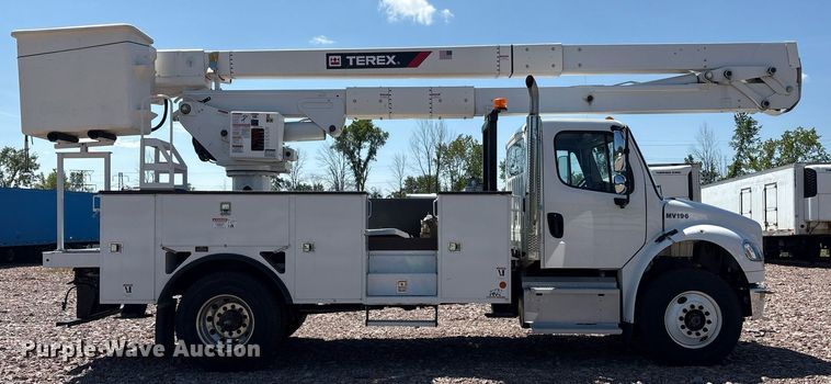 CAMIóN CON CANASTILLA 2024 FREIGHTLINER TEREX
