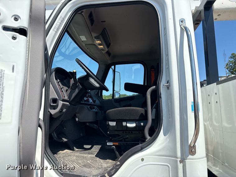 image for item YA0652 2024 Freightliner Business Class M2 bucket truck