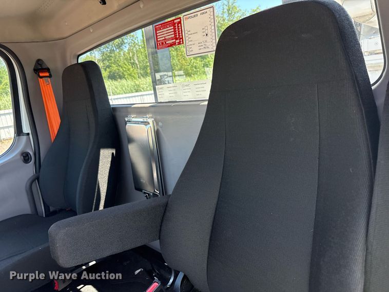 image for item YA0652 2024 Freightliner Business Class M2 bucket truck