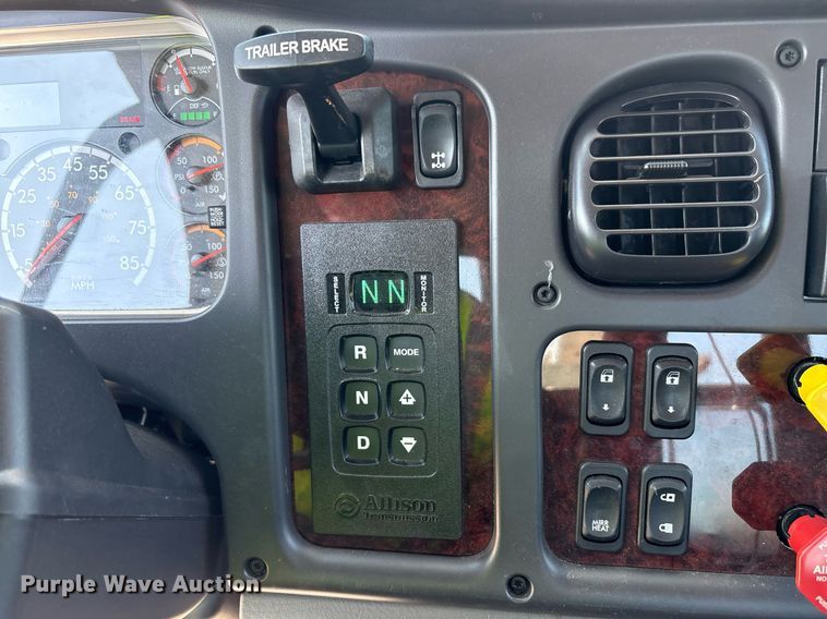 image for item YA0652 2024 Freightliner Business Class M2 bucket truck