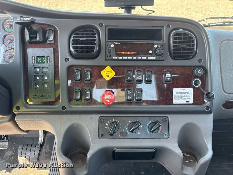 image for item YA0652 2024 Freightliner Business Class M2 bucket truck