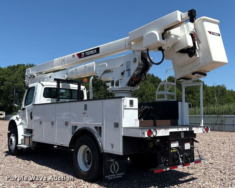 image for item YA0653 2023 Freightliner  Business Class M2 bucket truck