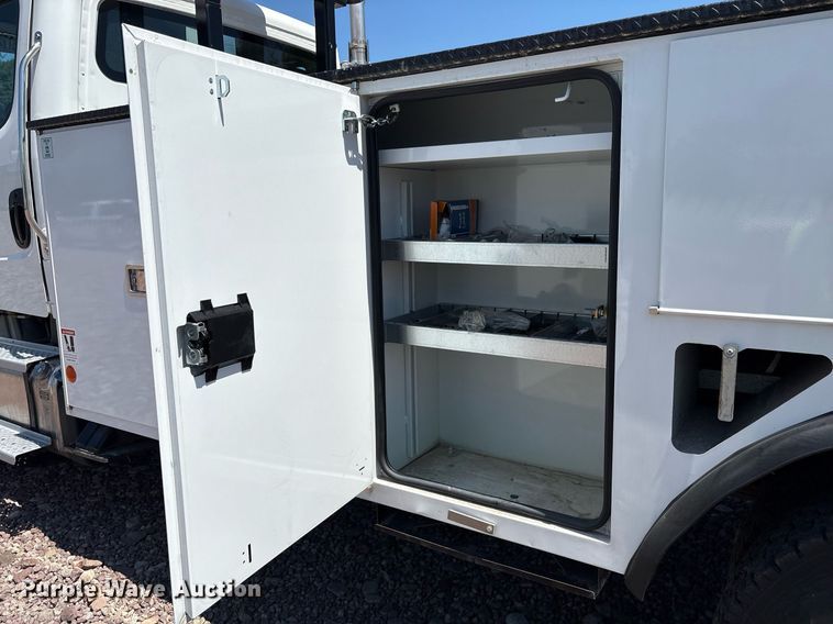 image for item YA0653 2023 Freightliner  Business Class M2 bucket truck