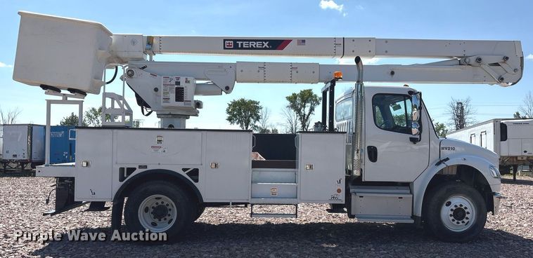 CAMIóN CON CANASTILLA 2023 FREIGHTLINER TEREX
