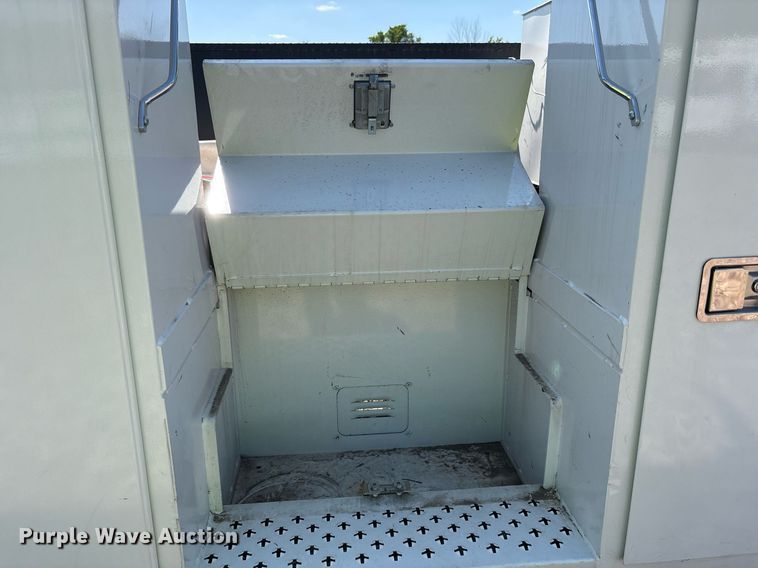 image for item YA0654 2023 Freightliner Business Class M2 bucket truck