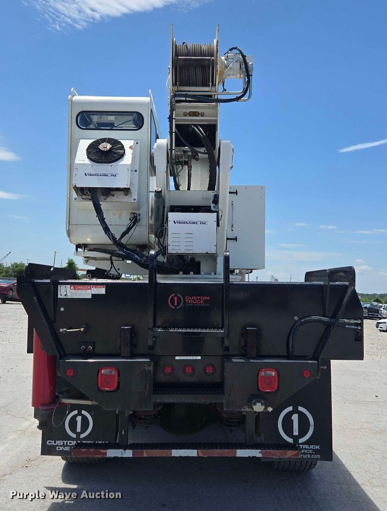 image for item YA0685 2020 Peterbilt 567 crane truck