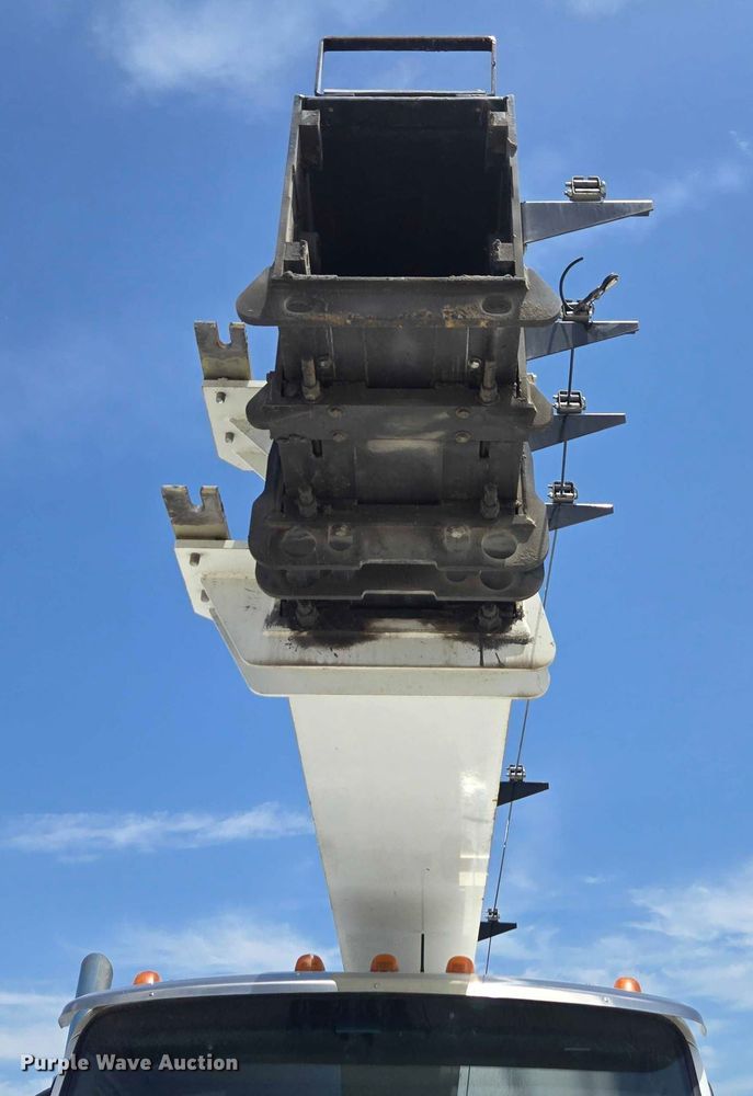 image for item YA0685 2020 Peterbilt 567 crane truck