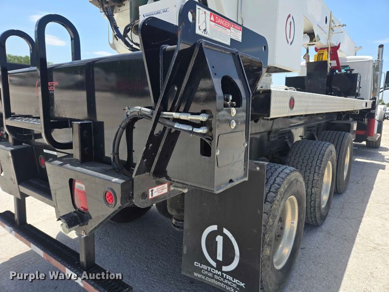 image for item YA0685 2020 Peterbilt 567 crane truck