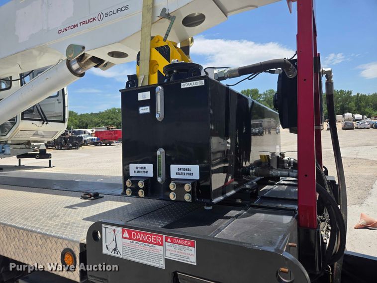 image for item YA0685 2020 Peterbilt 567 crane truck