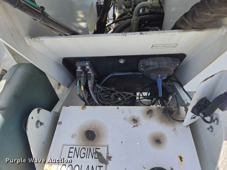 image for item YA0685 2020 Peterbilt 567 crane truck