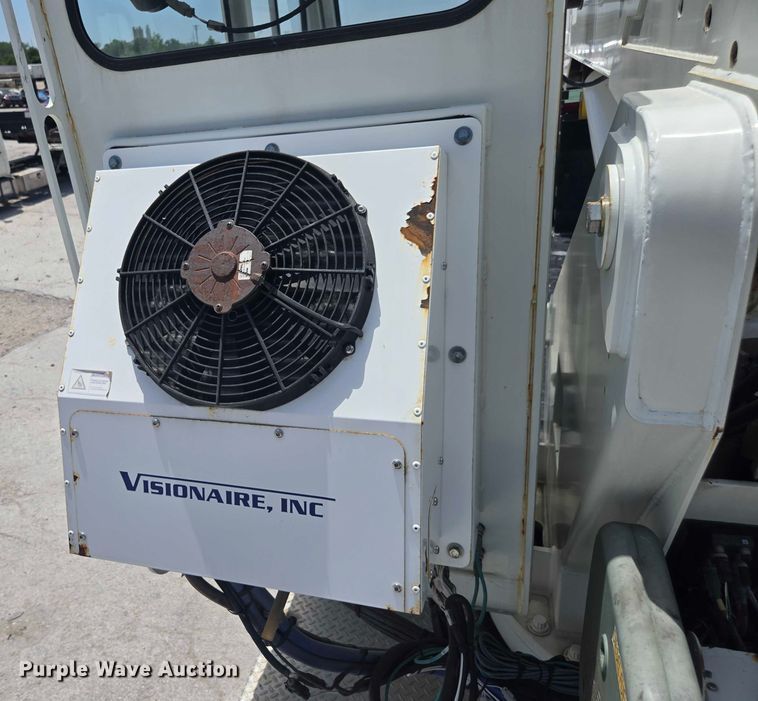 image for item YA0685 2020 Peterbilt 567 crane truck