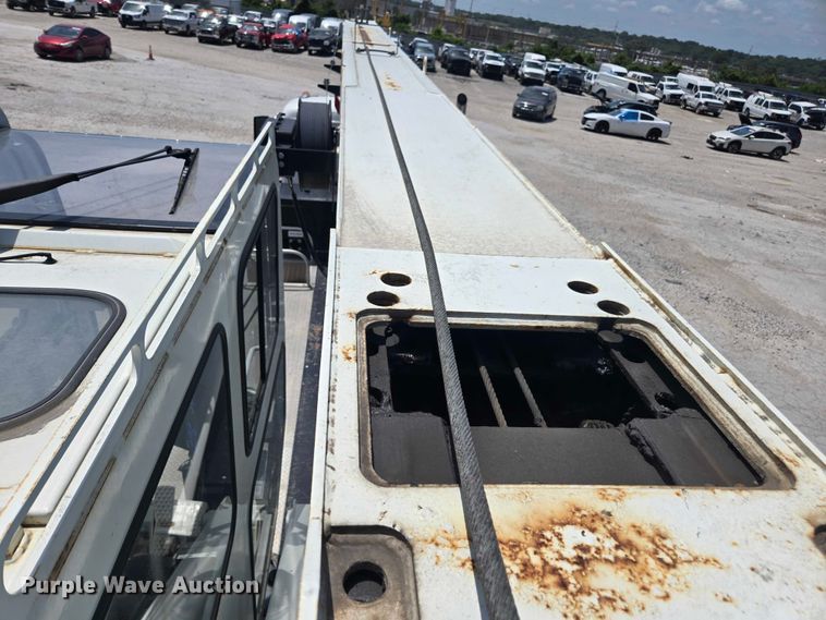 image for item YA0685 2020 Peterbilt 567 crane truck