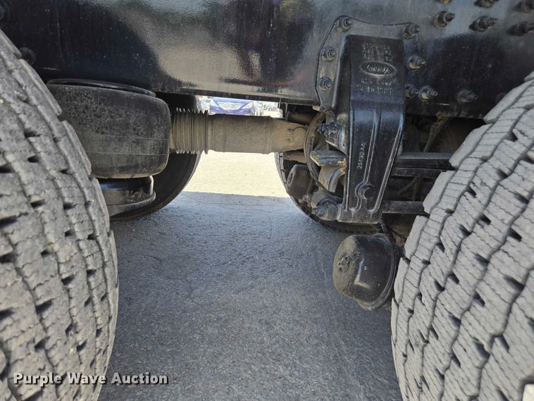 image for item YA0685 2020 Peterbilt 567 crane truck