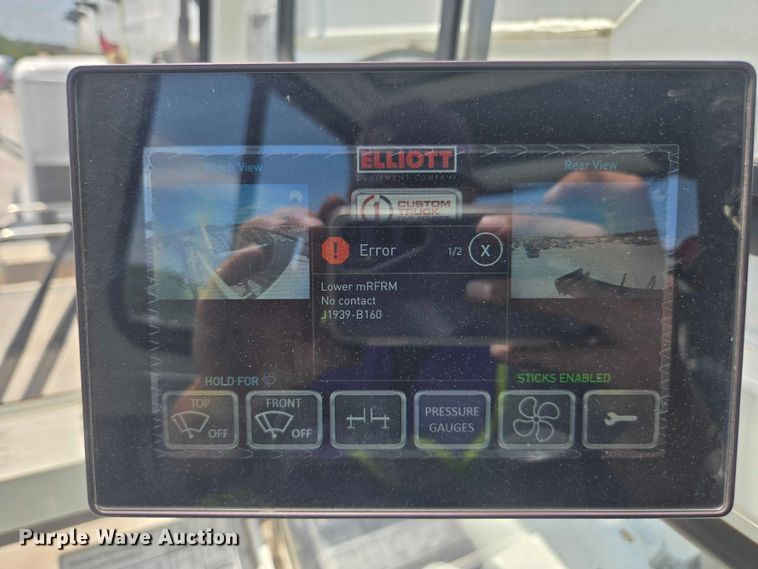 image for item YA0685 2020 Peterbilt 567 crane truck