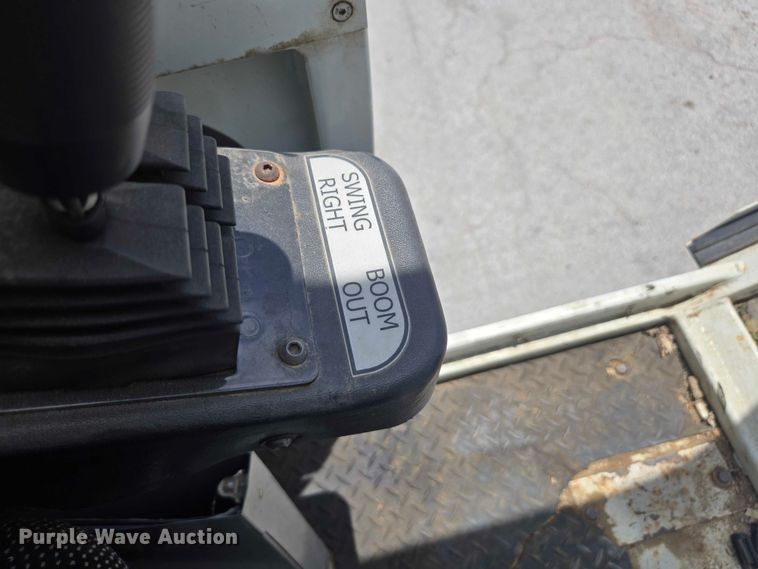 image for item YA0685 2020 Peterbilt 567 crane truck