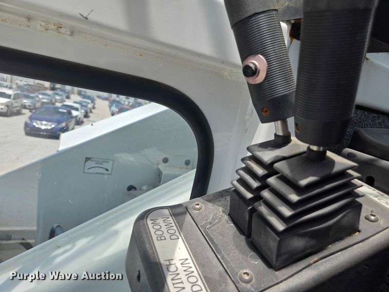 image for item YA0685 2020 Peterbilt 567 crane truck