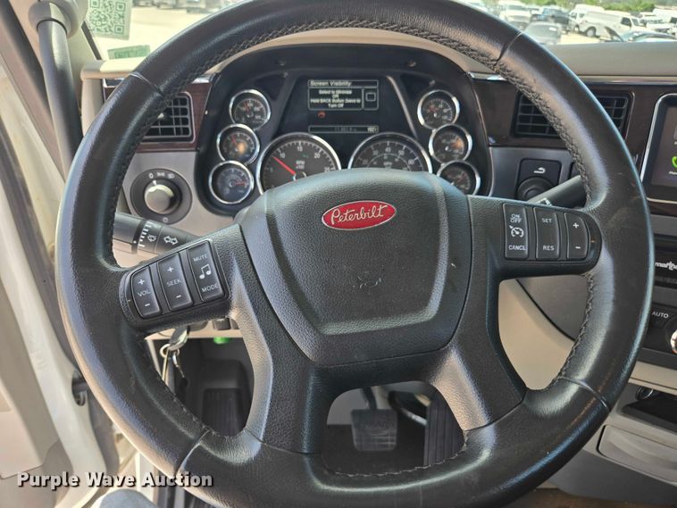 image for item YA0685 2020 Peterbilt 567 crane truck