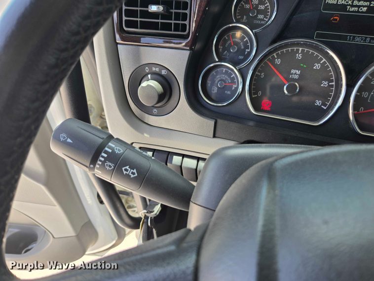 image for item YA0685 2020 Peterbilt 567 crane truck