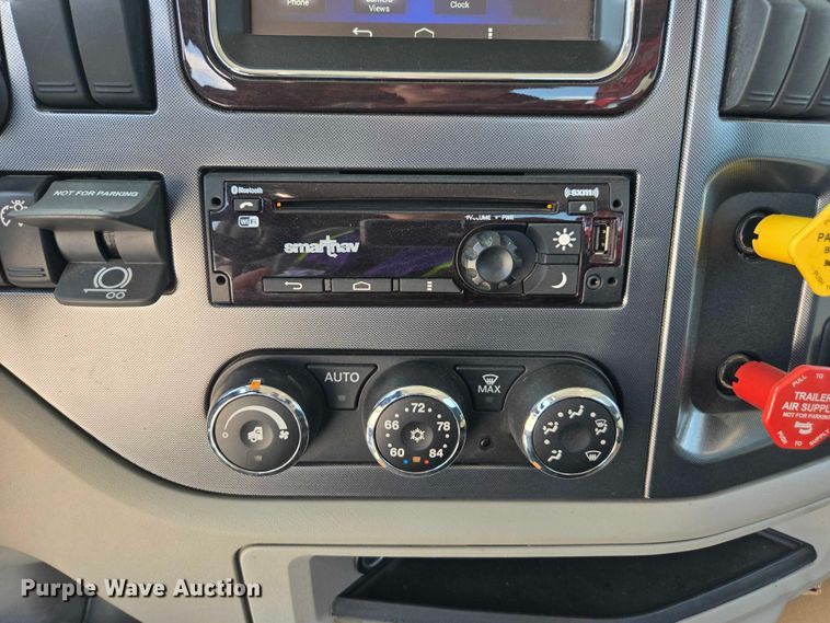 image for item YA0685 2020 Peterbilt 567 crane truck