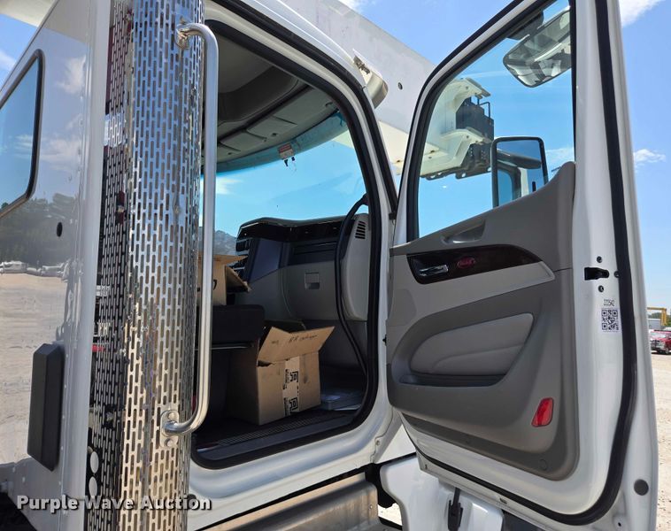 image for item YA0685 2020 Peterbilt 567 crane truck