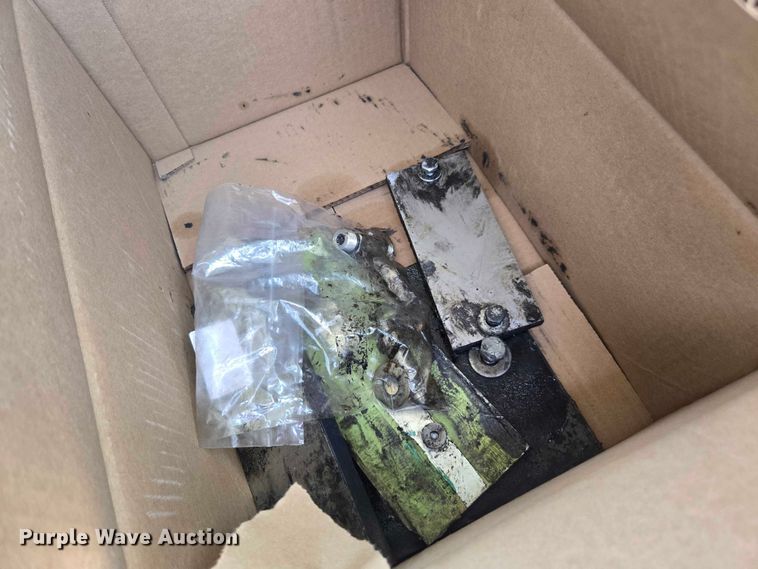 image for item YA0685 2020 Peterbilt 567 crane truck