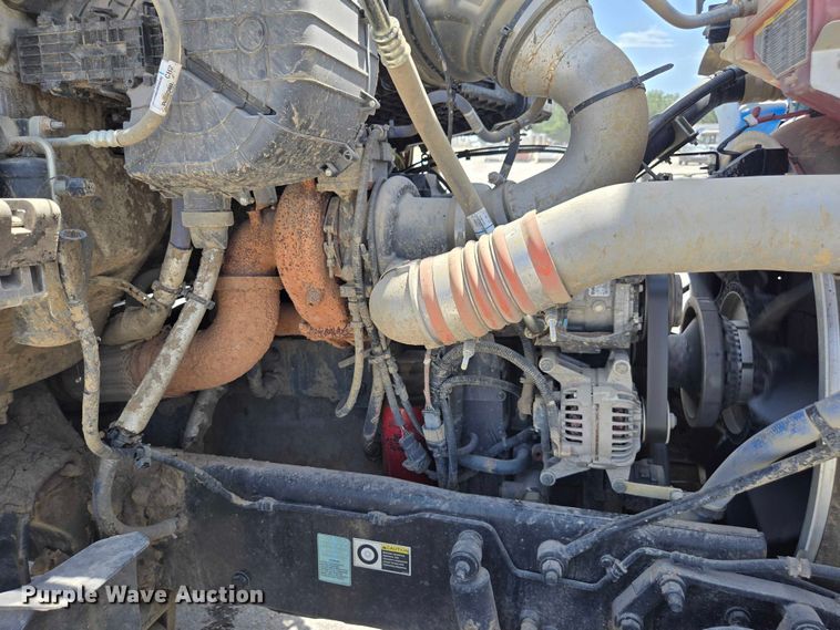 image for item YA0685 2020 Peterbilt 567 crane truck