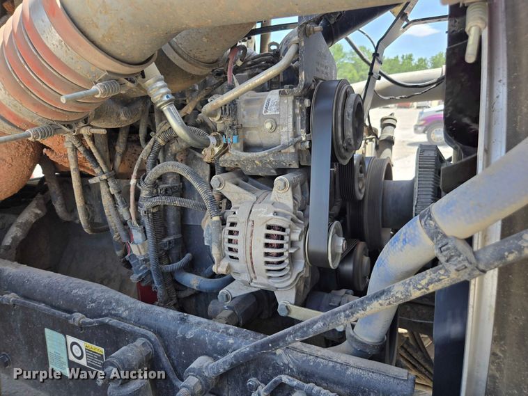 image for item YA0685 2020 Peterbilt 567 crane truck