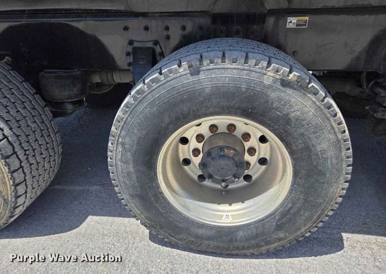 image for item YA0685 2020 Peterbilt 567 crane truck