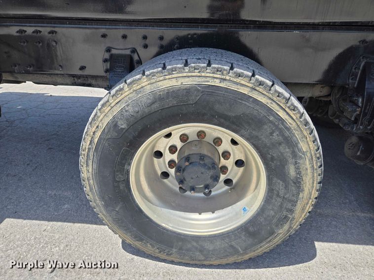 image for item YA0685 2020 Peterbilt 567 crane truck