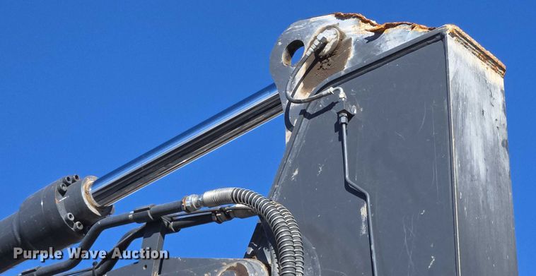 image for item YA0877 2023 John Deere 135 P-TIER excavator