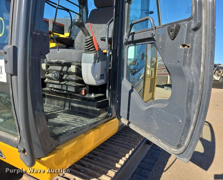 image for item YA0877 2023 John Deere 135 P-TIER excavator