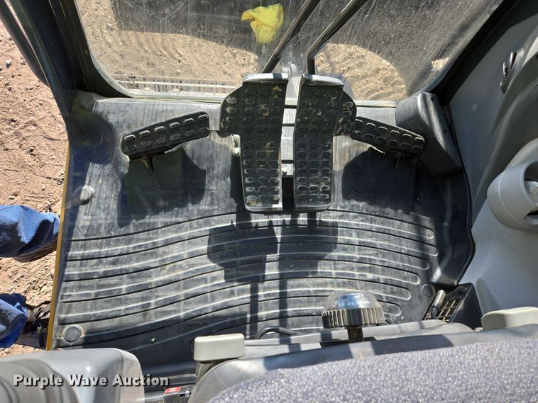 image for item YA0877 2023 John Deere 135 P-TIER excavator