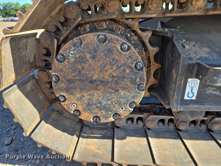 image for item YA0877 2023 John Deere 135 P-TIER excavator